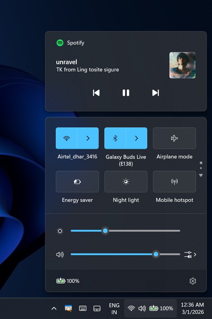 Windows 11 battery icon green