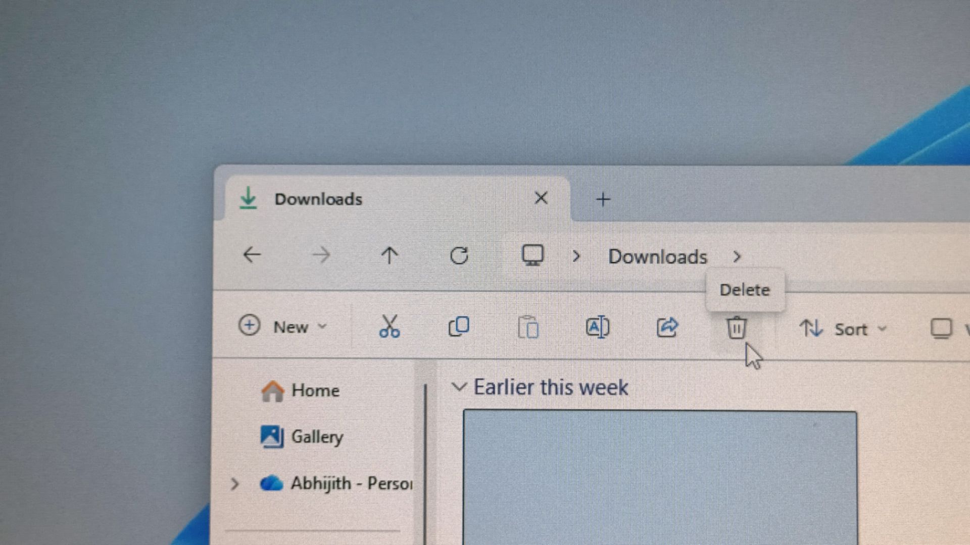 File Explorer now deletes large files faster