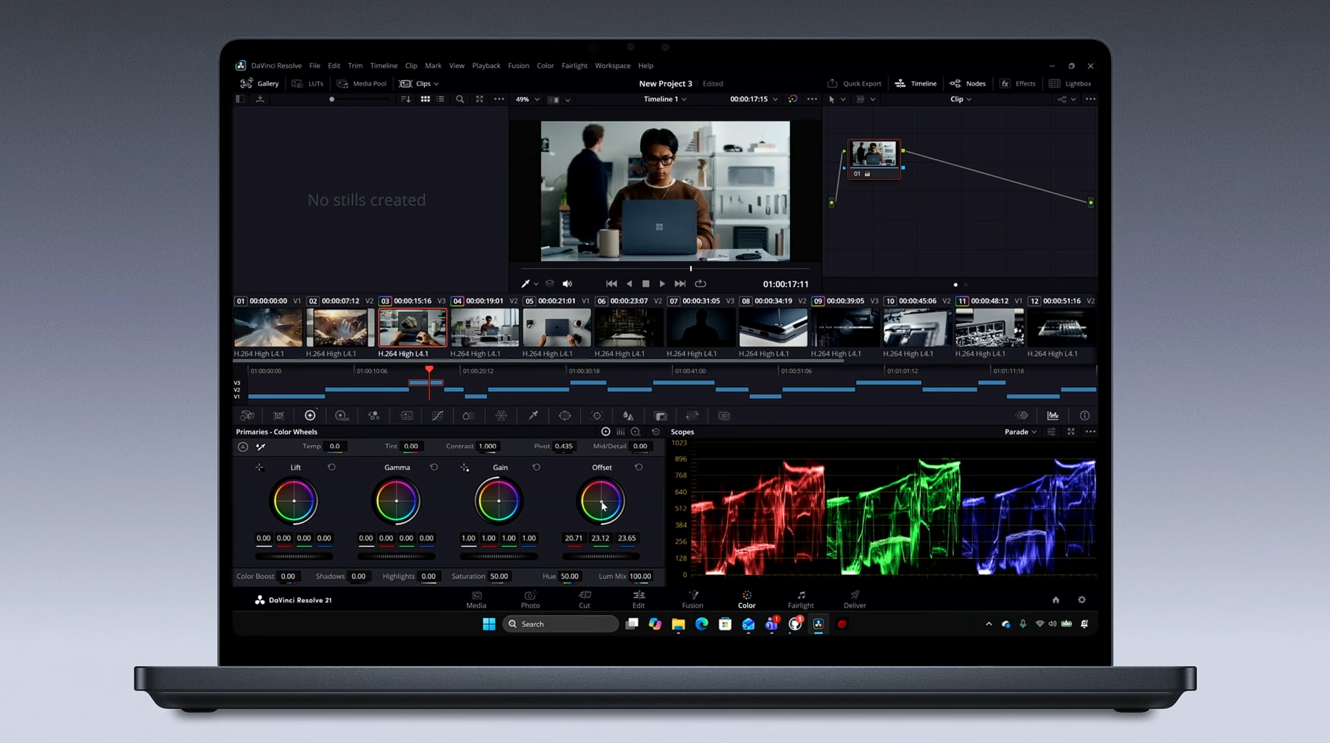 Microsoft Surface Laptop Ultra 运行 DaVinci Resolve